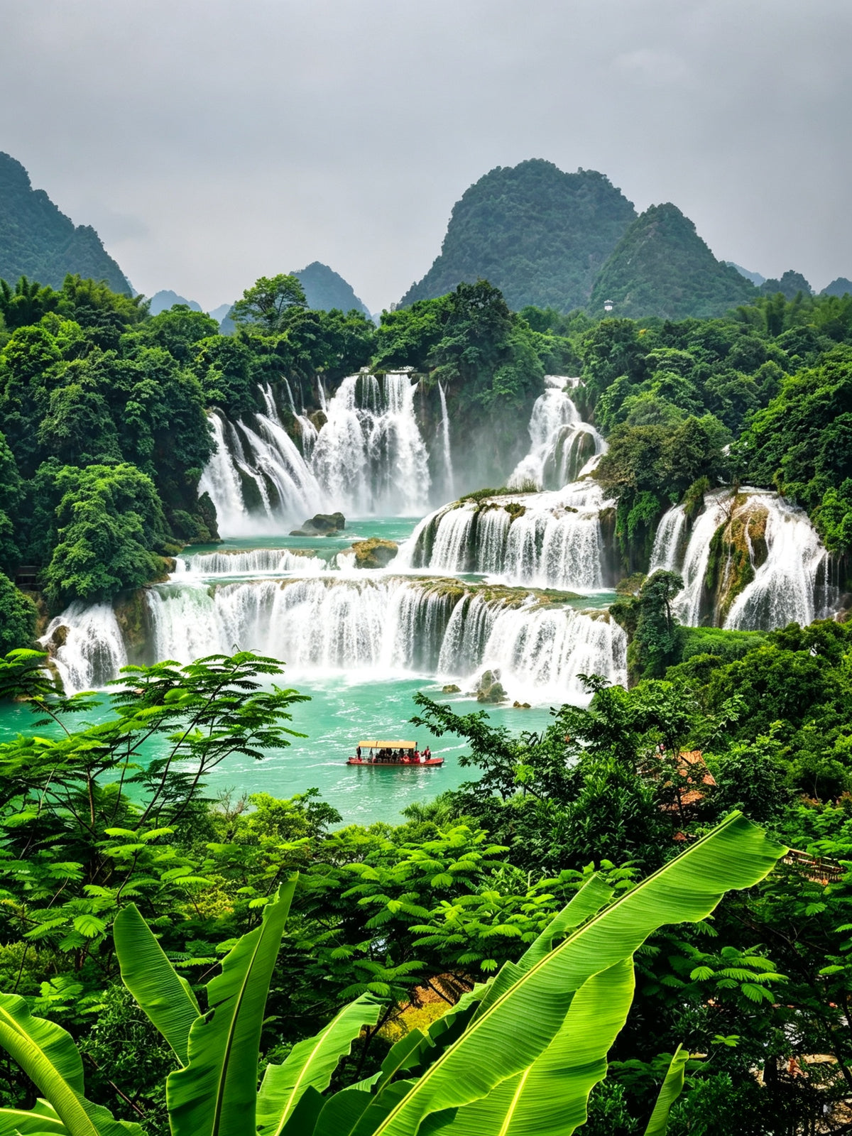 5-Day Mountains and Seas Adventure Small Group Tour