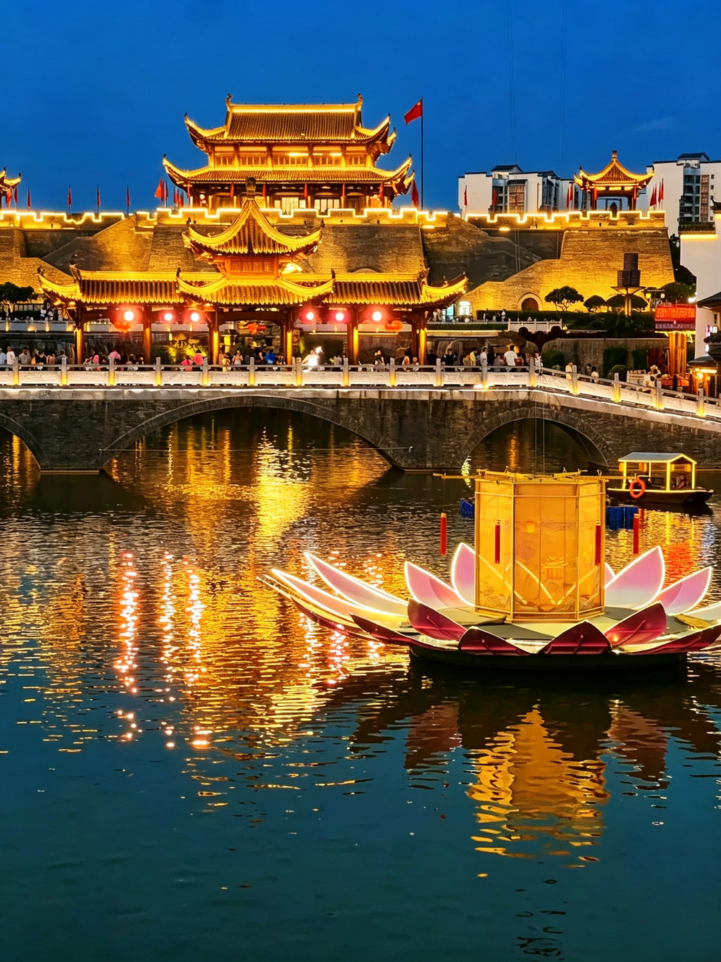 5-Day Mountains and Seas Adventure Small Group Tour
