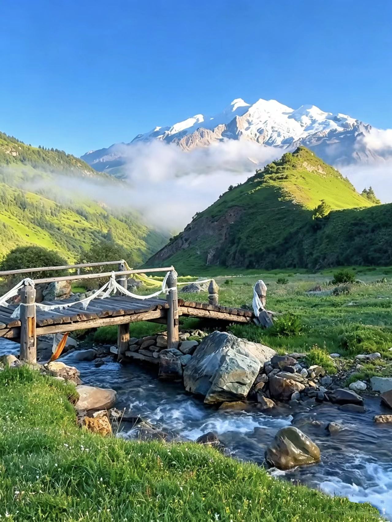 6-Day, 5-Night Genyen Trekking Small Group Tour
