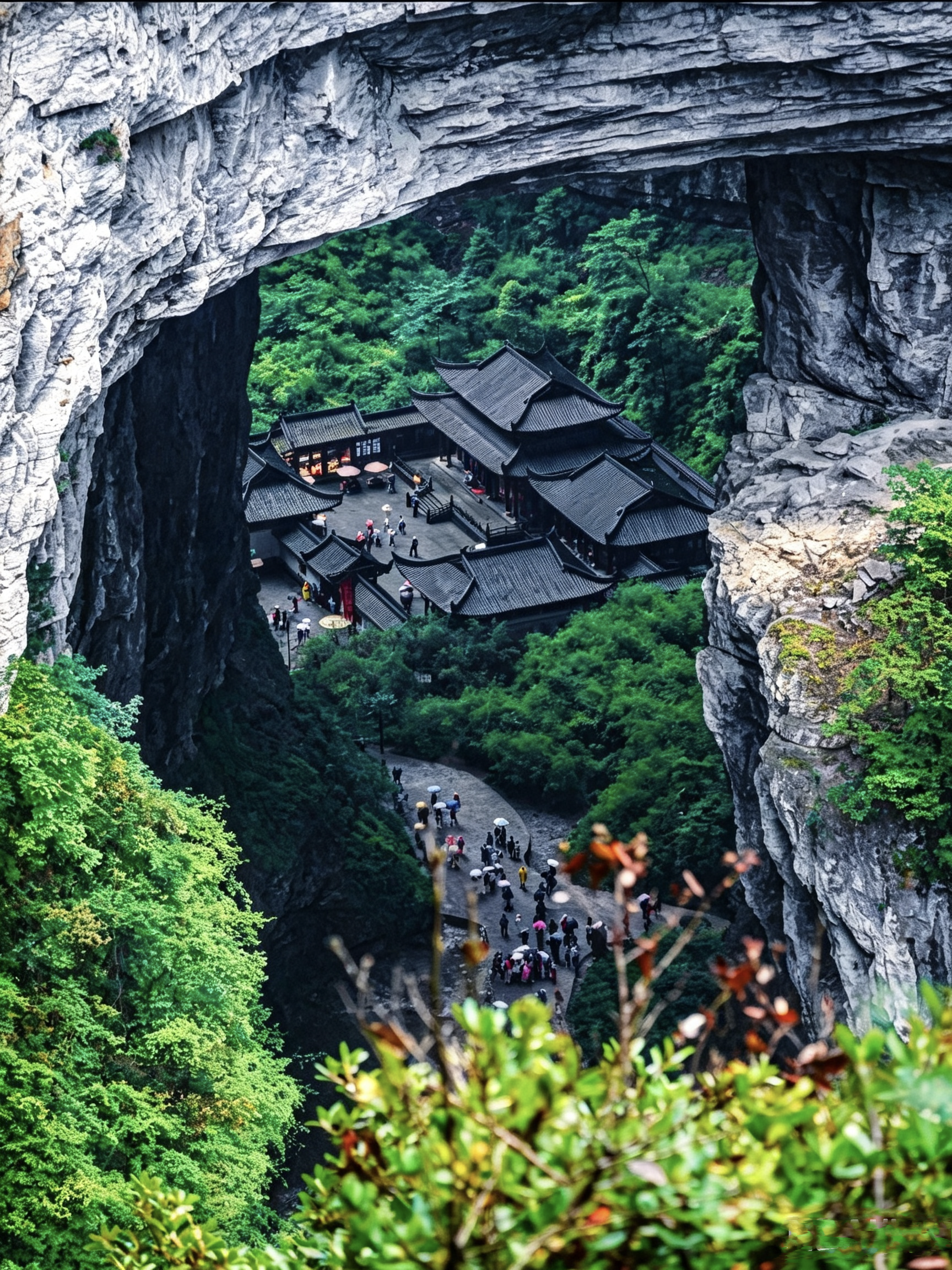 9-Day 8-Night Sichuan & Chongqing Loop Group Tour